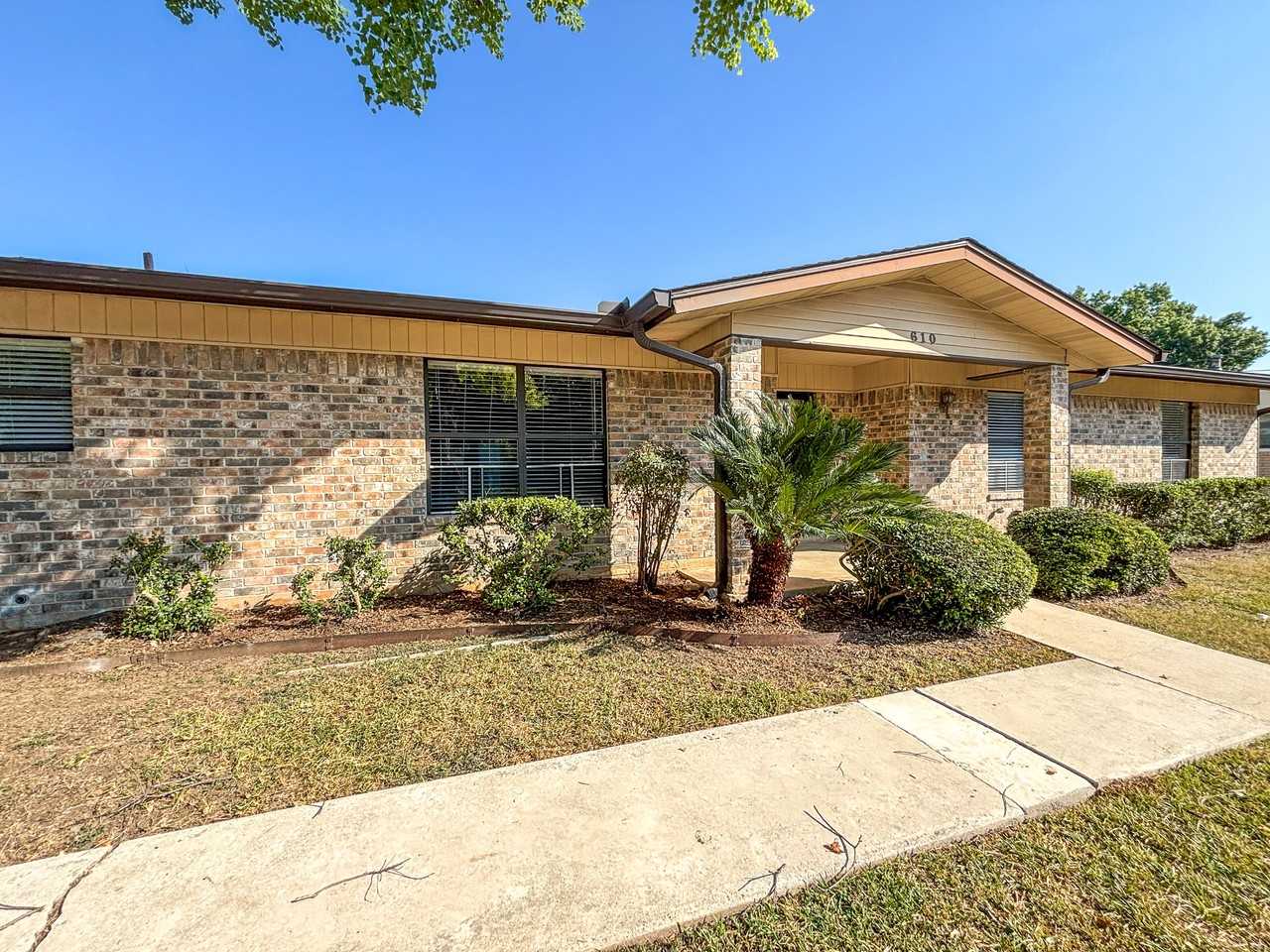 610 Creek Drive #1 - Photo 2 of 15