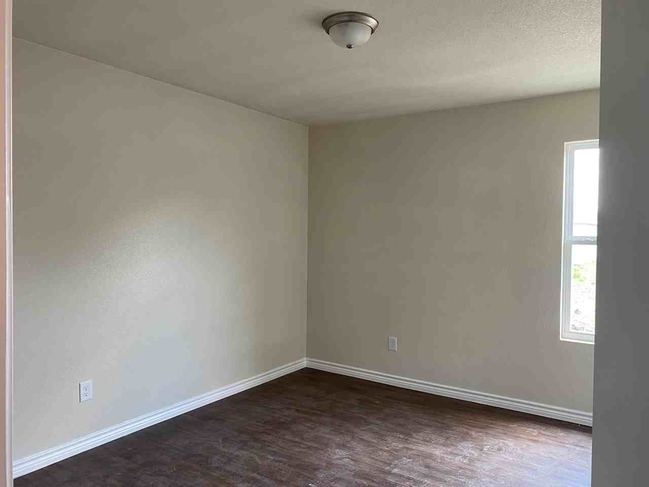 1331 Calle De Bronce #B - Photo 7 of 21