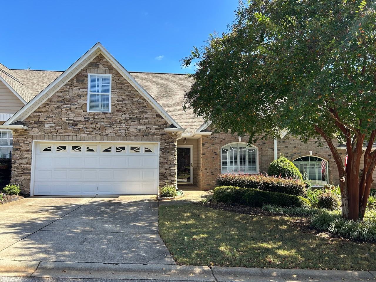 35 Brightmore Dr #1 - Photo 2 of 25