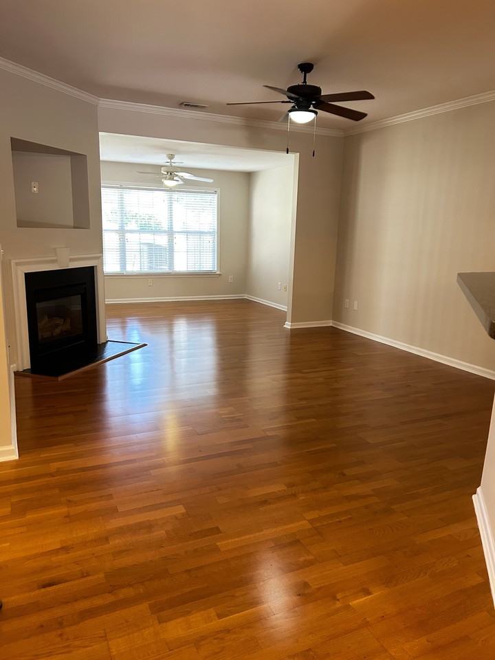 35 Brightmore Dr #1 - Photo 3 of 25