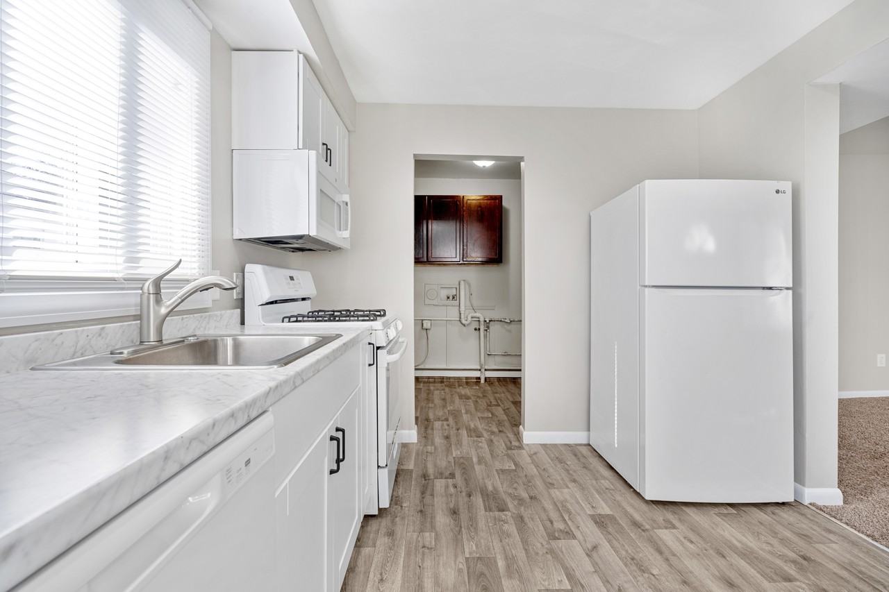 6190 Cordell St #1 - Photo 4 of 10