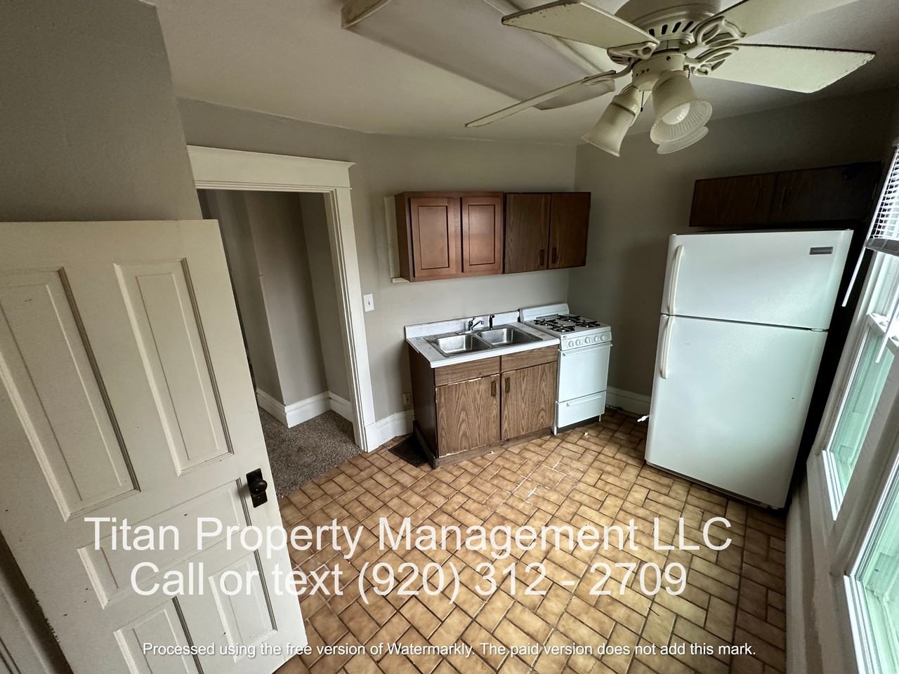 19 E Murdock Ave #1 - Photo 4 of 6