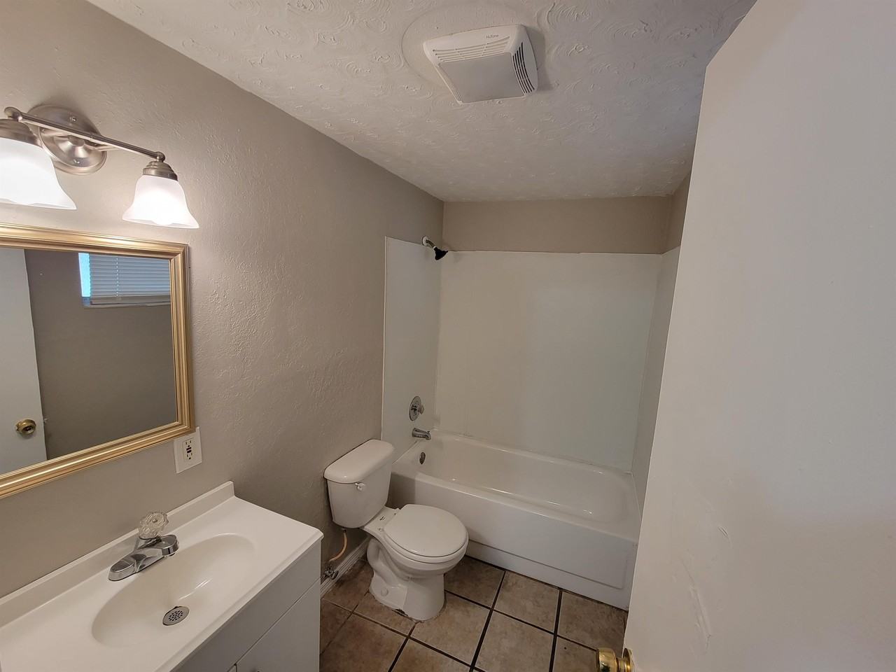 7408 Sea Grape Ave #1 - Photo 5 of 8