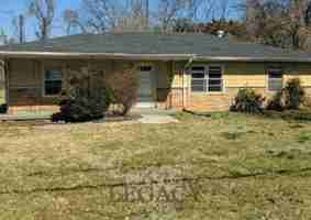 featured image of 210 W Lokey Ave #1