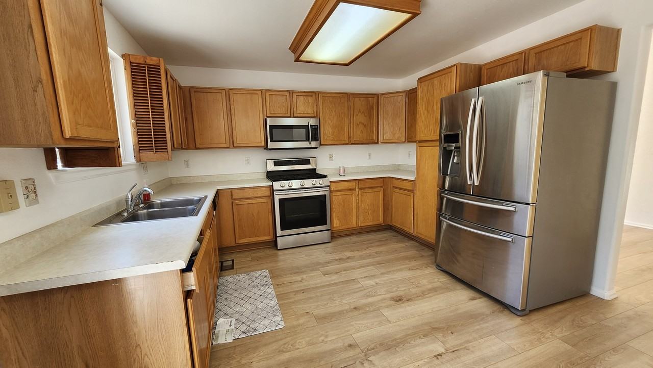 1405 South Mulberry Lane #1 - Photo 4 of 11