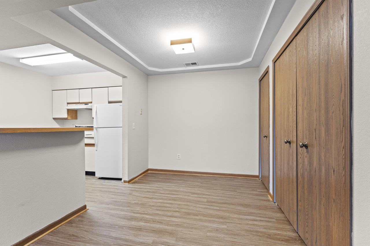 2104 Stirrup Lane - Photo 4 of 13