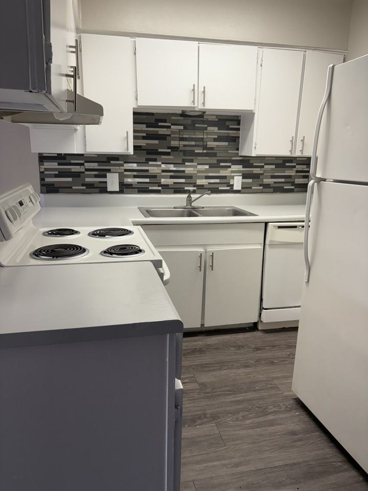 1232 Cavender Drive #226E