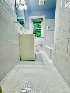 735 733 - 735 Maytide Street - 735 #735 - Photo 2 of 9