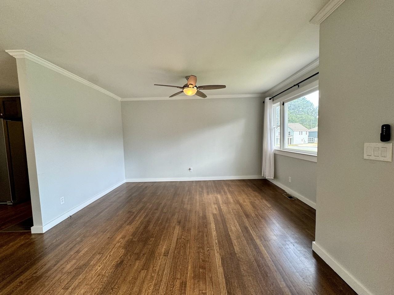 6 Pleasant Ridge Ave #1 - Photo 3 of 16