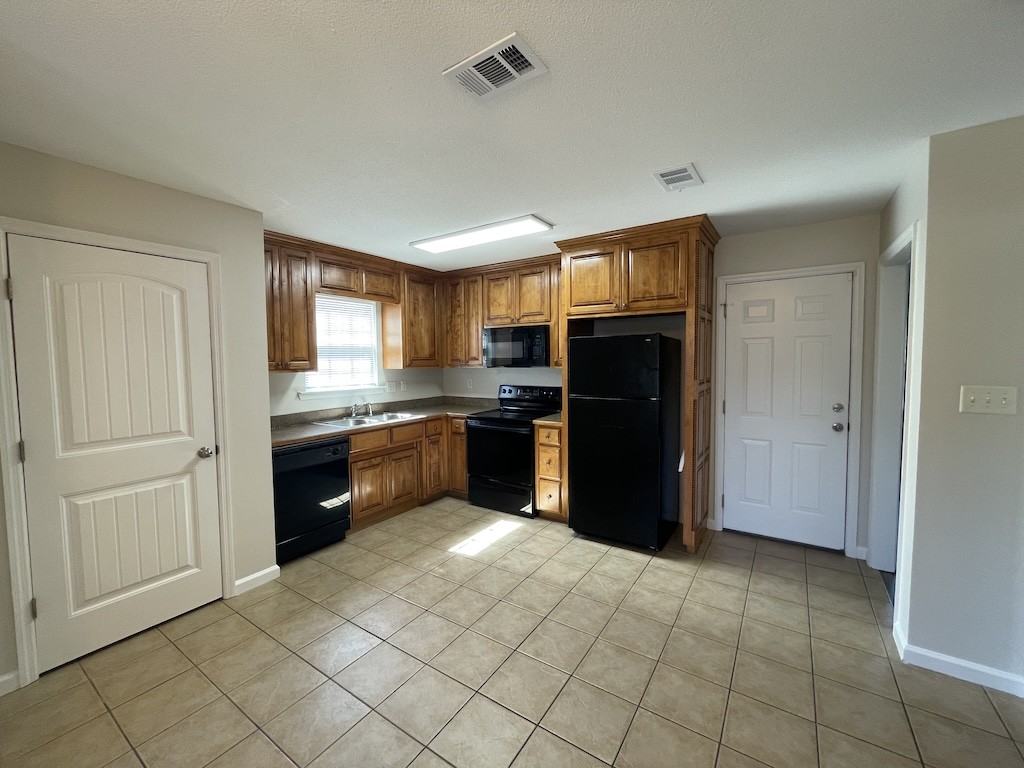 1808 Chestnut Drive #1 - Photo 3 of 10