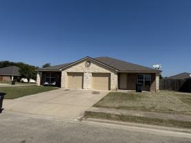 1401 Cavalry Ln #B - Photo 1 of 1