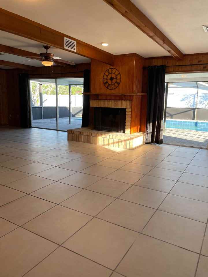 810 Maple Ridge Road South #1 - Photo 4 of 18