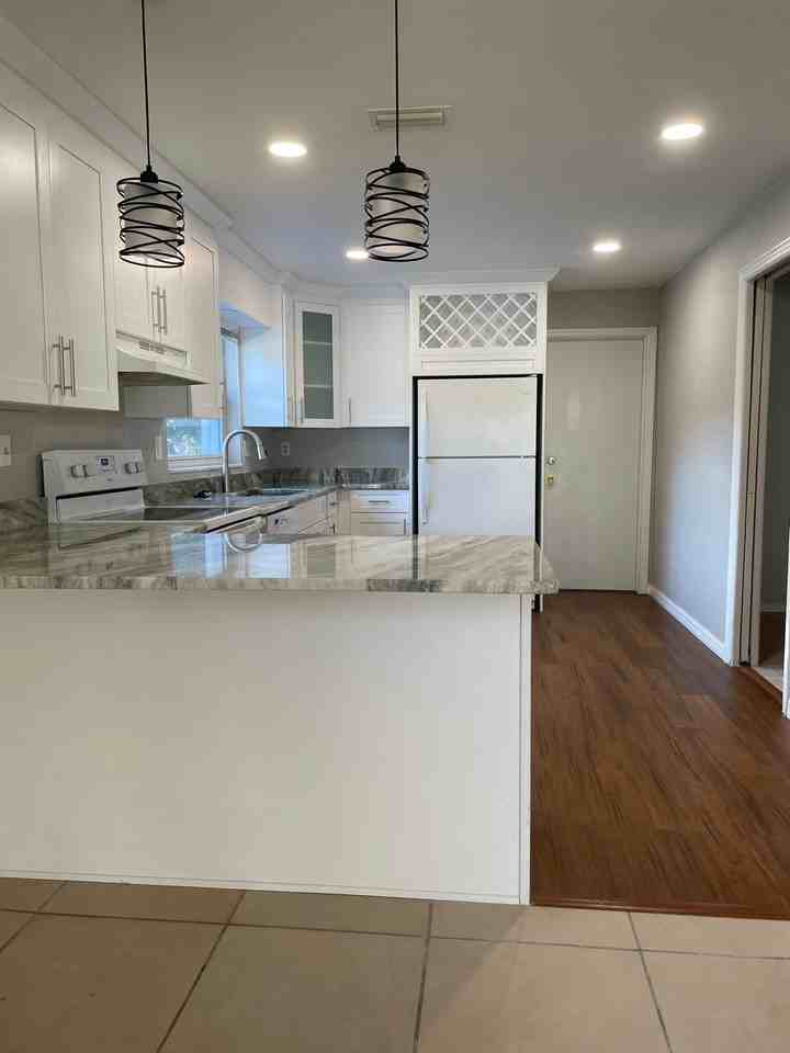 810 Maple Ridge Road South #1 - Photo 7 of 18