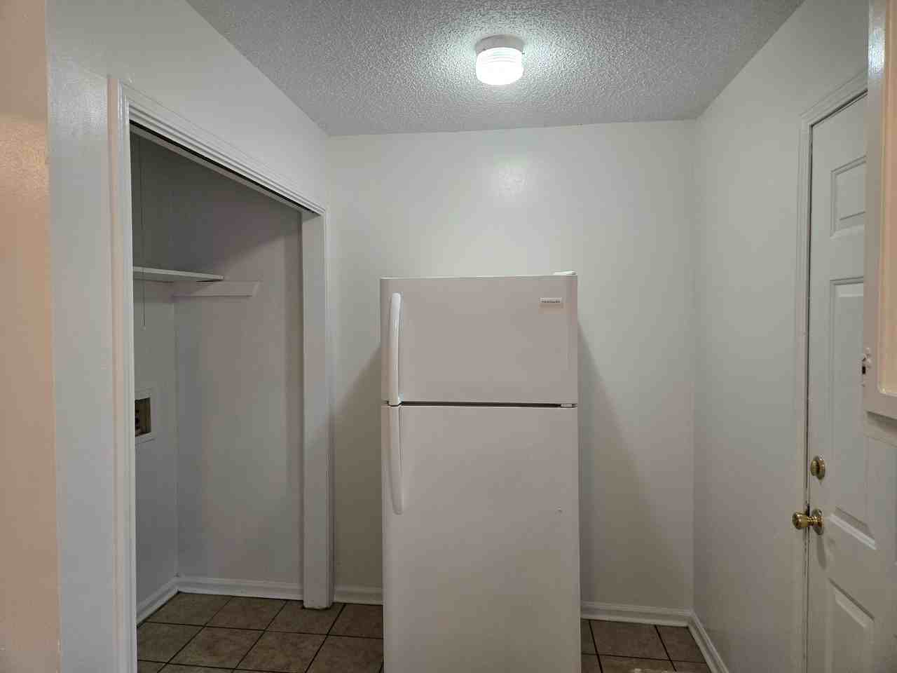 115 Oakridge Road #B - Photo 7 of 12