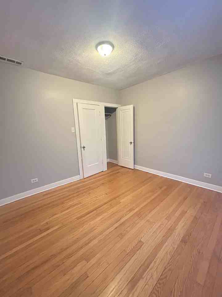 1238 1238 West 90th StreetUnit 2E #2E - Photo 7 of 10