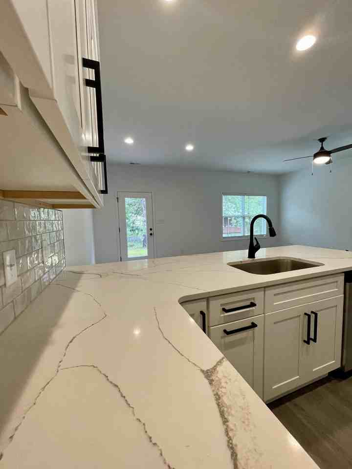 128 Independence Ln #128 - Photo 7 of 33