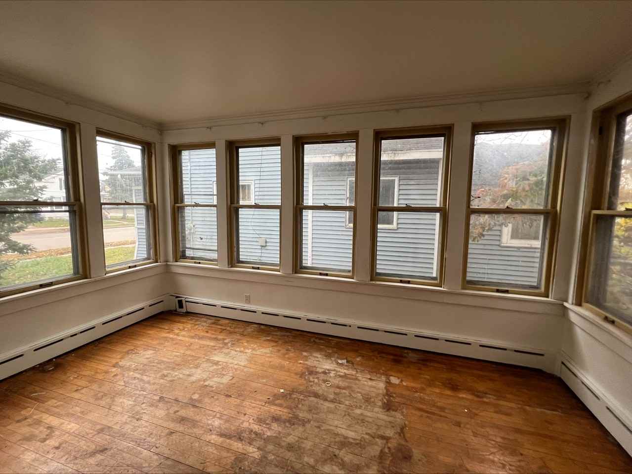 60 60/62 Tayco Street - 60 #60 - Photo 2 of 11