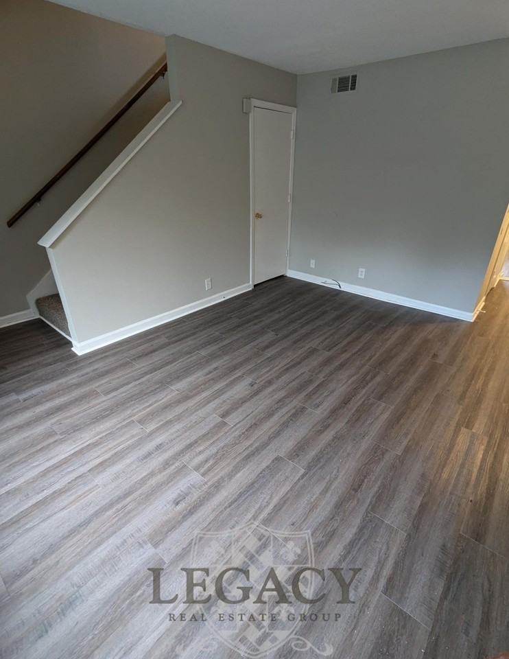 813 Holder Ct #1 - Photo 2 of 11