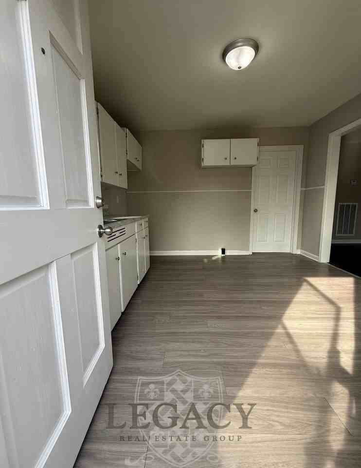 2211 Larimore Drive #1 - Photo 3 of 11