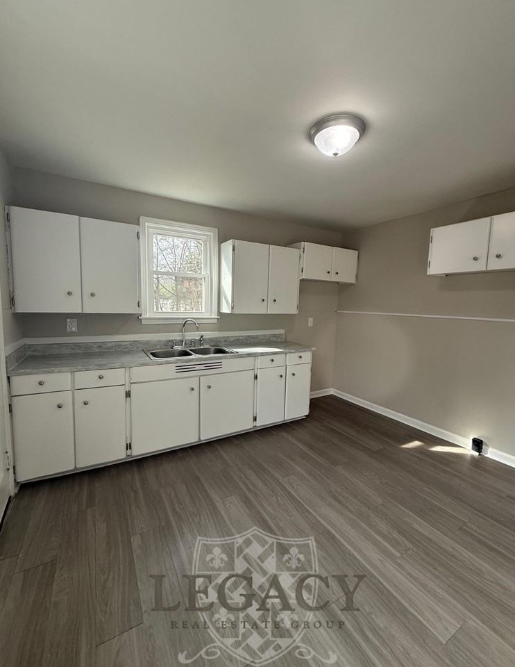 2211 Larimore Drive #1 - Photo 4 of 11