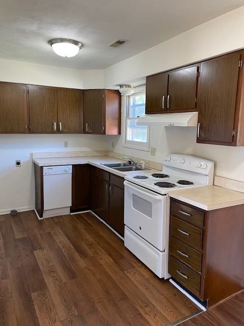 622 Cross Lanes Drive #15 - Photo 3 of 10