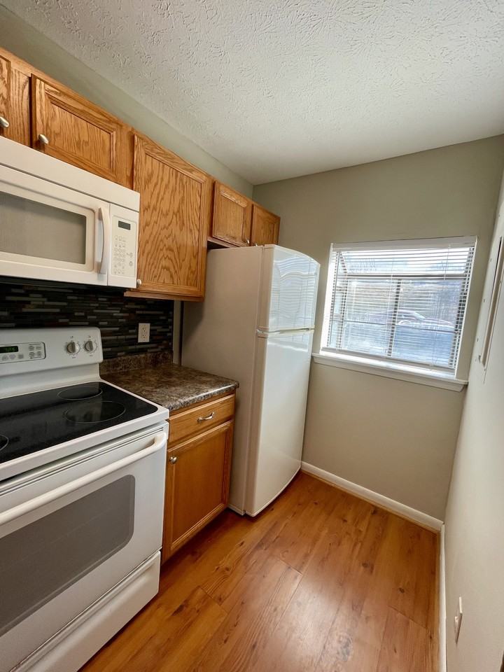 1416 Tenbury Drive #1 - Photo 7 of 23