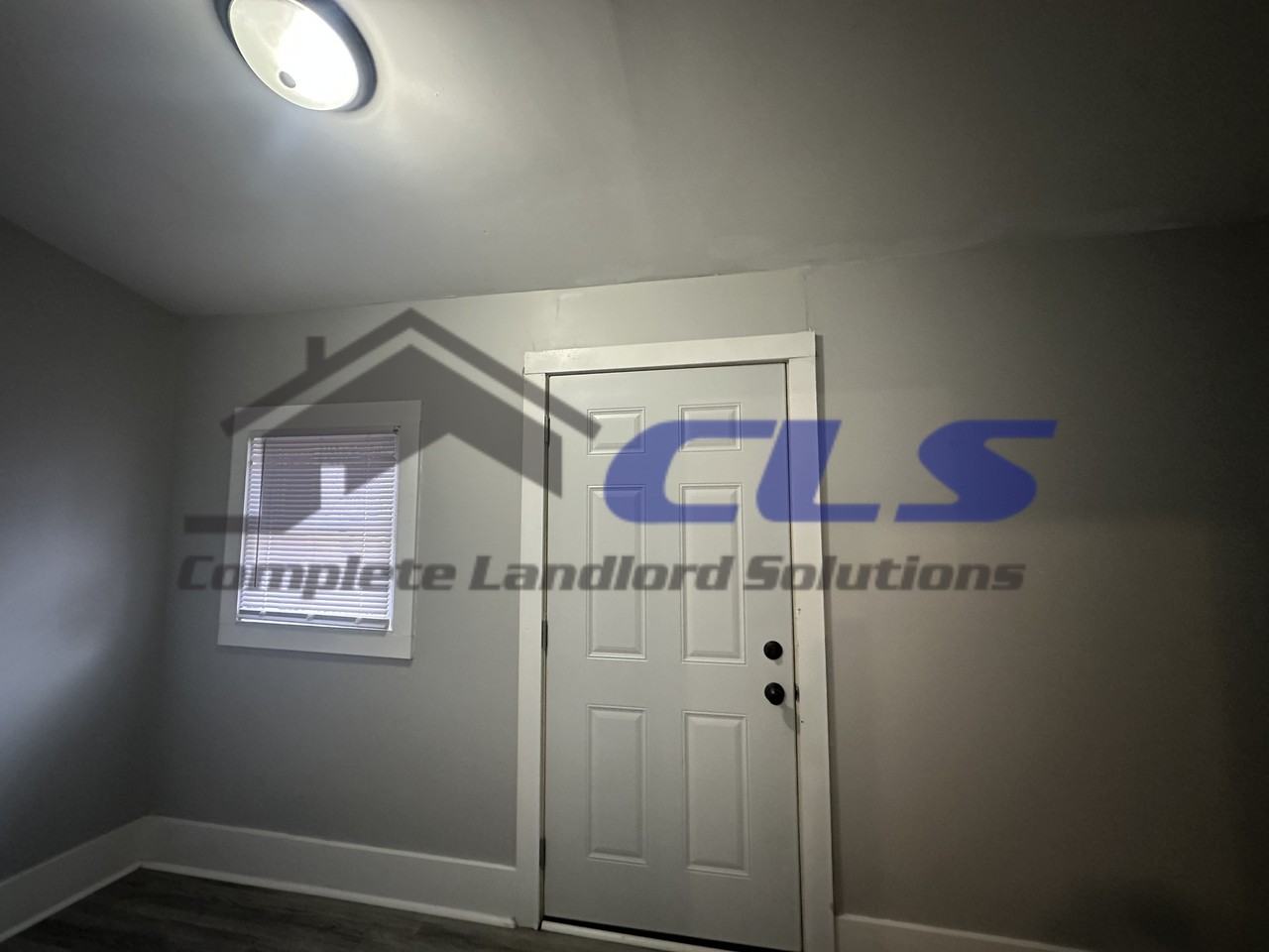 1507 5th Avenue #1 - Photo 6 of 9