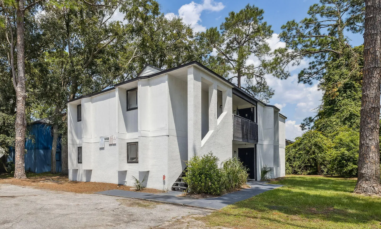 5123 Westchase Ct #4 - Photo 6 of 8