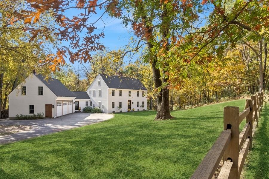 3767 Oak Lane Northeast #1 - Photo 4 of 50