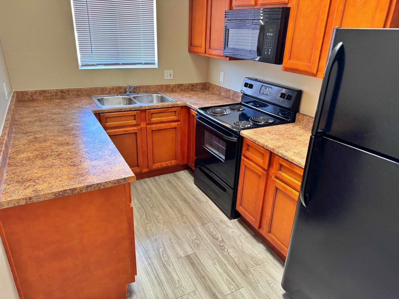 50 N May #201 - Photo 4 of 13