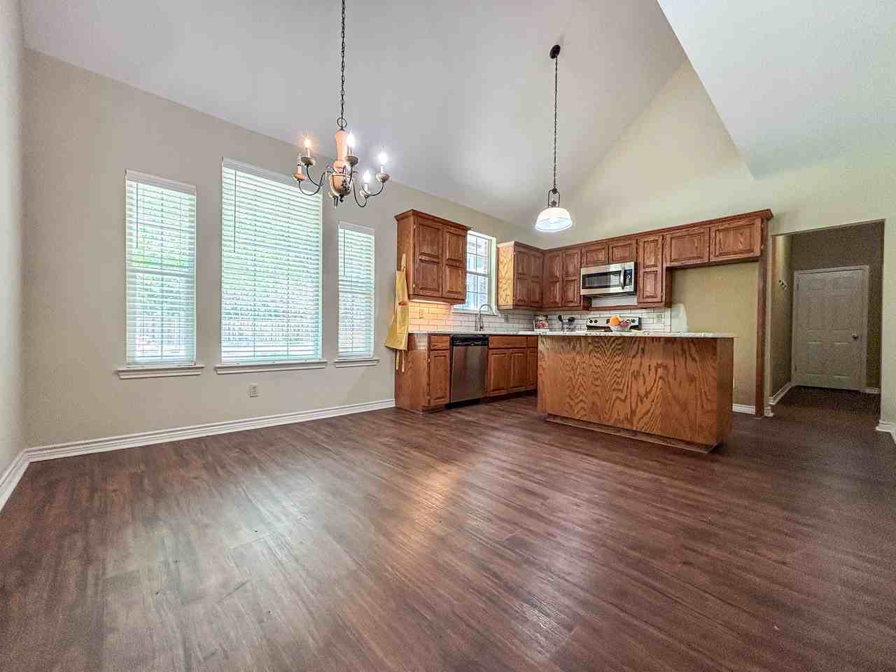 134 Maderas #1 - Photo 4 of 20