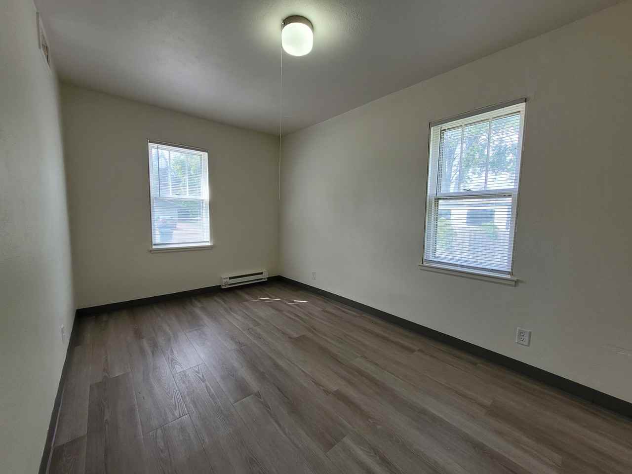 207 207/209 West Hancock Street - 209 #209 - Photo 3 of 9