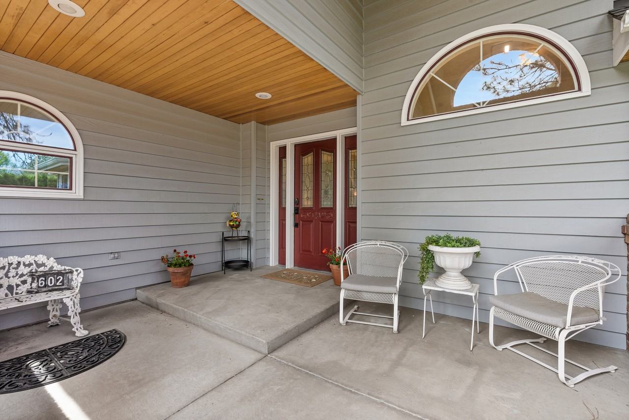 602 W Bradford Ct #1 - Photo 4 of 40