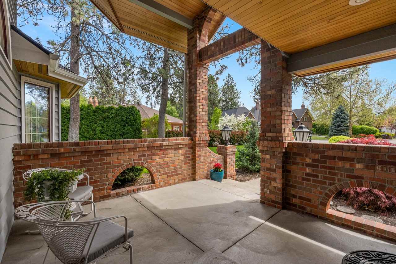 602 W Bradford Ct #1 - Photo 5 of 40