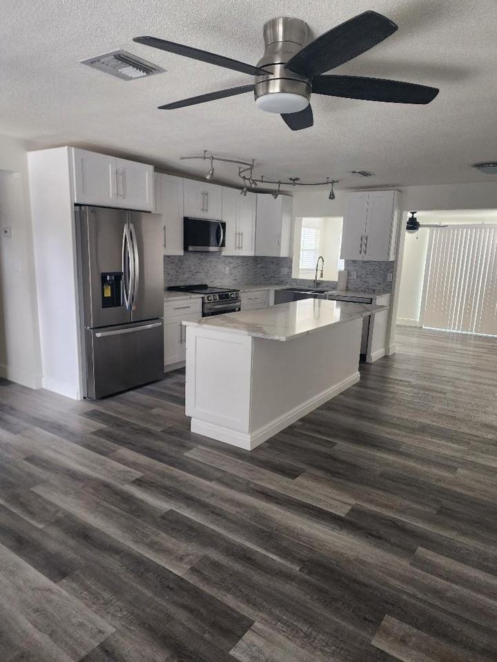 1703 Marina Ter #1 - Photo 2 of 33