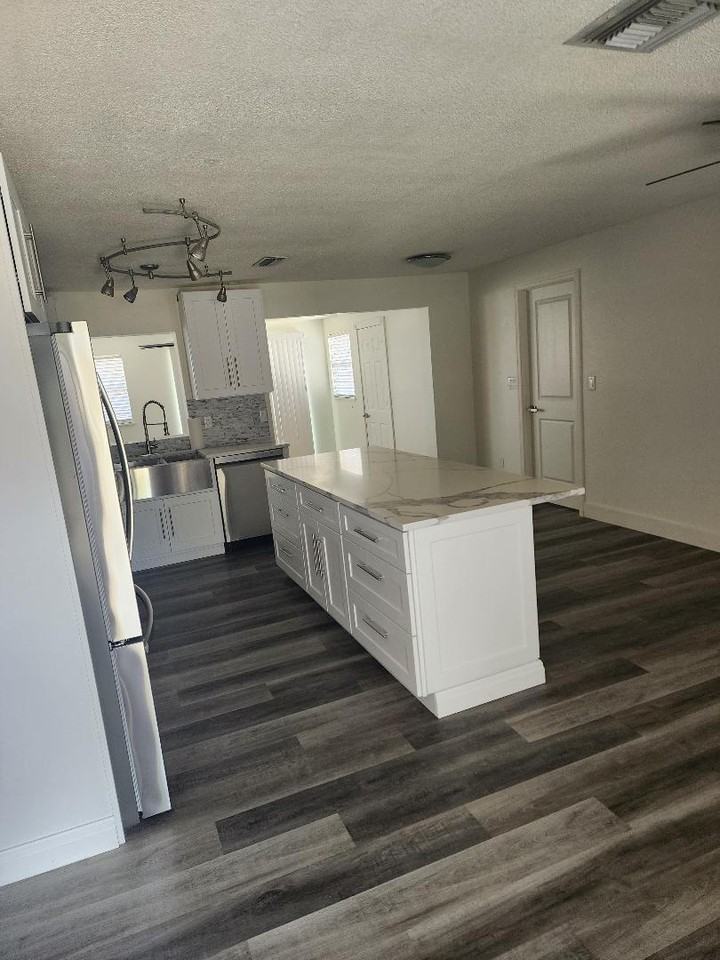 1703 Marina Ter #1 - Photo 5 of 33