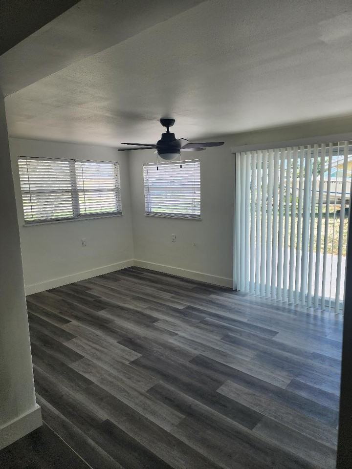 1703 Marina Ter #1 - Photo 6 of 33