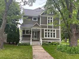 featured image of 1105 North 6th Street #1