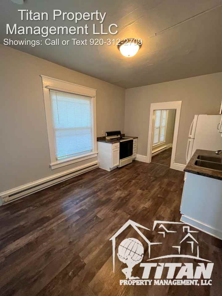 668 Jefferson St #A - Photo 3 of 11