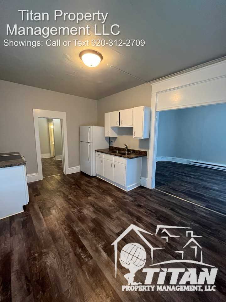 668 Jefferson St #A - Photo 4 of 11