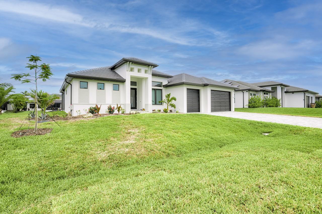 2322 Northwest 39th Avenue #1