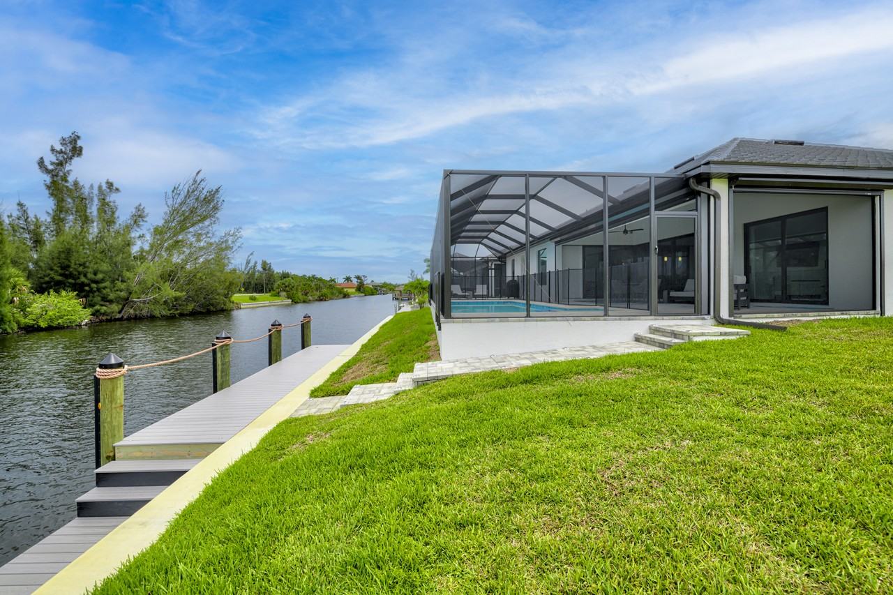 2322 Northwest 39th Avenue #1 - Photo 5 of 50