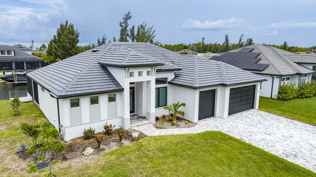 2322 Northwest 39th Avenue #1 - Photo 6 of 50