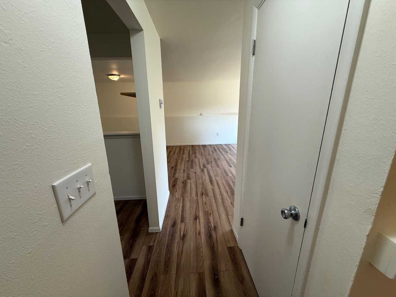 1625 S Rouse Ave #1 - Photo 3 of 20