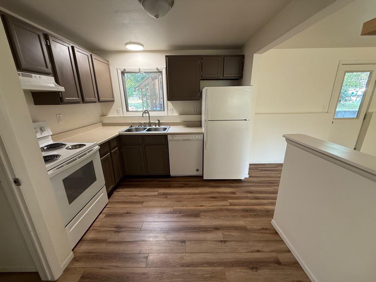 1625 S Rouse Ave #1 - Photo 7 of 20