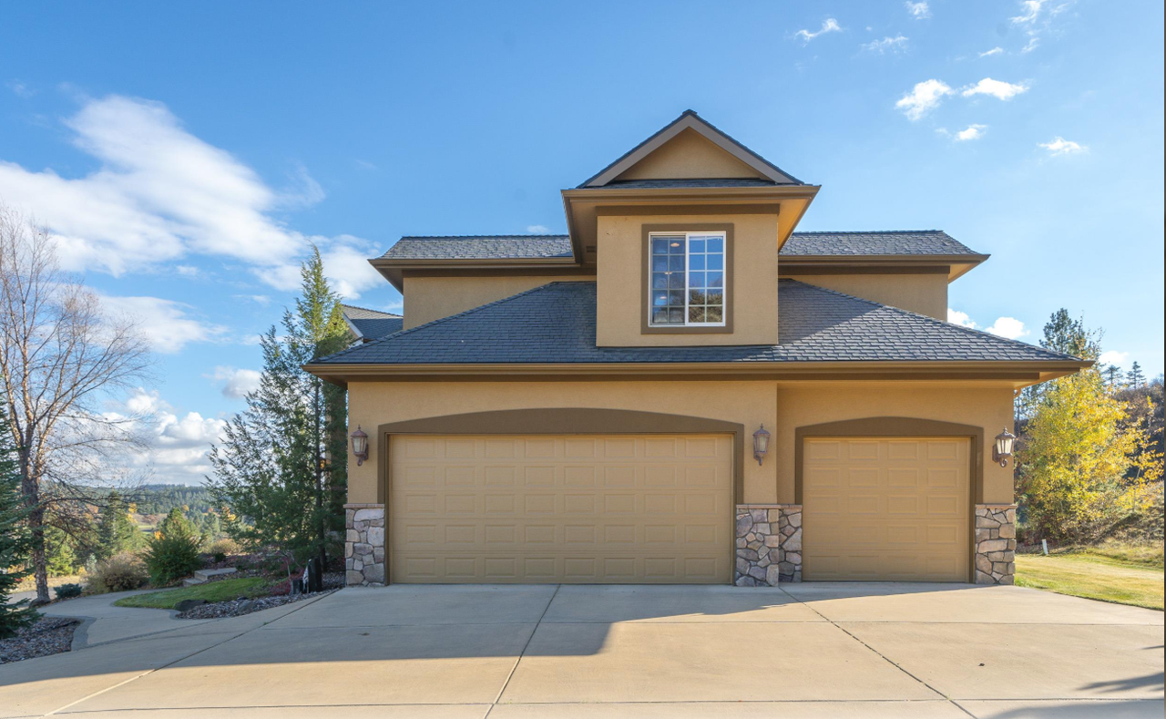 1610 E Eagle Feather Ln #1 - Photo 3 of 46