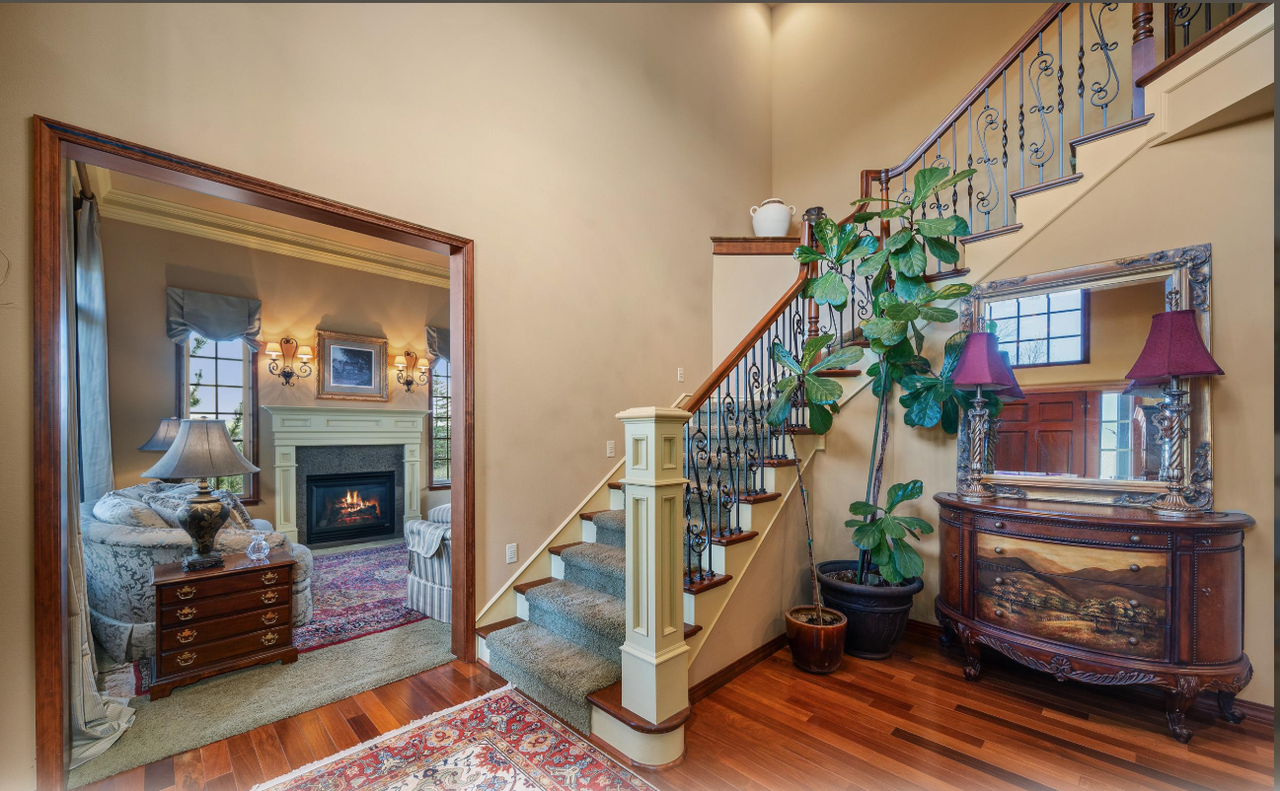 1610 E Eagle Feather Ln #1 - Photo 6 of 46