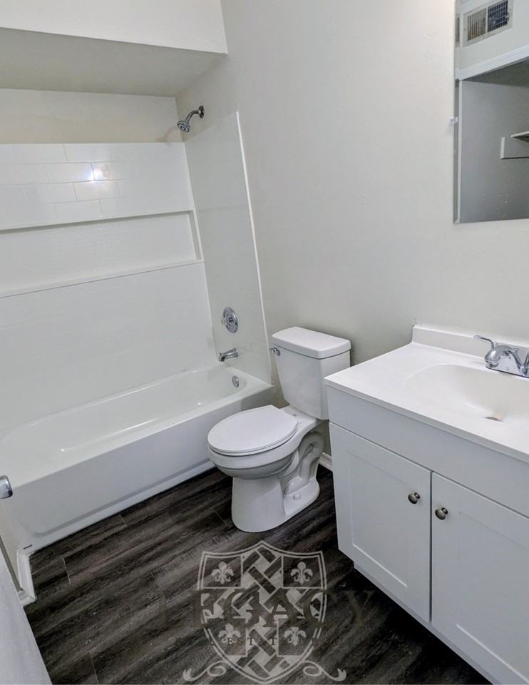 918 Coarsey Dr #1 - Photo 6 of 6