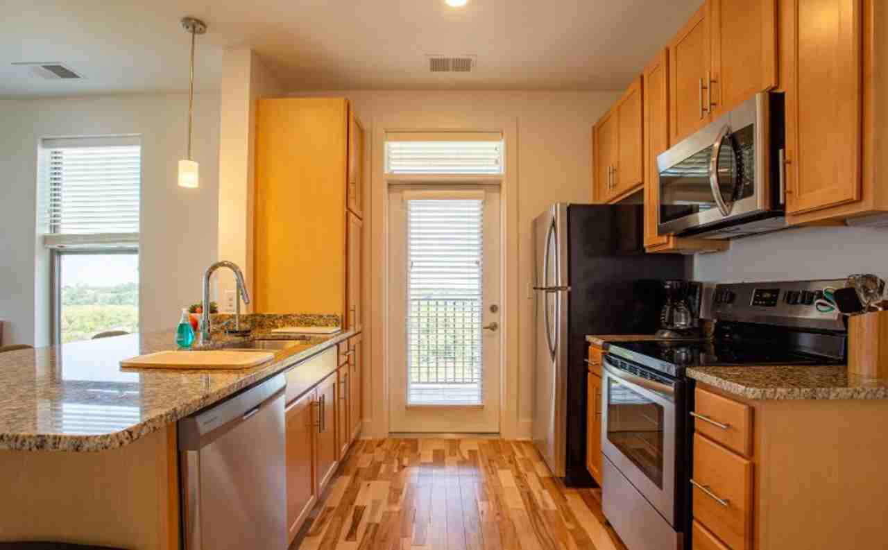 Artisan Hill - Photo 4 of 50