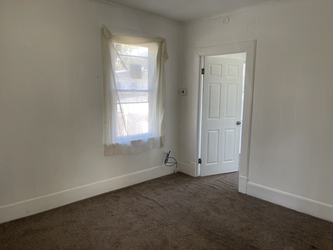 1615 Cedar Street #2 - Photo 4 of 5